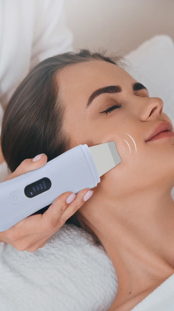 Skinova Ultrasonic Skin Spatula video